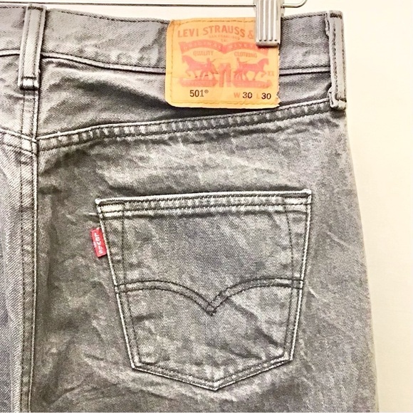 Levi’s 30x30 Tag 501 Men’s Gray Measured 31x29.5 Button Fly 100% Cotton Jeans - Picture 10 of 12